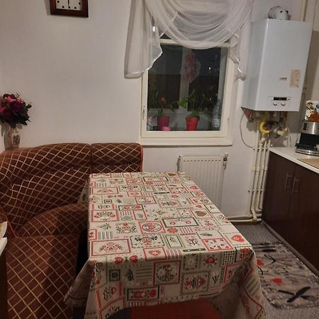 Deny Apartman Sfântu-Gheorghe Екстериор снимка